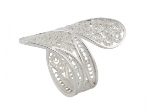 Zilveren filigrain ring uit peru met decoratief ontwerp